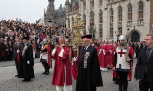 Veel kritiek op God na afgelaste Heilig Bloedprocessie