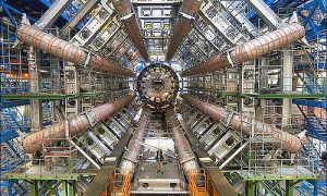 CERN werkt aan deeltjesversneller-versneller