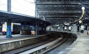 Alle NMBS-personeelsleden hebben vandaag verlof. Er rijden geen treinen.