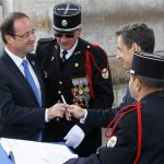 François Hollande neemt ambtsvrouw Carla Bruni officieel in gebruik
