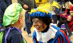 Zwarte Piet steeds witter door verminderde roetuitstoot