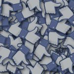 Facebook experimenteert met political autocorrect