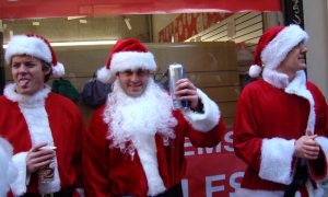 Dronken kerstman vernielt glazen huis Antwerpen