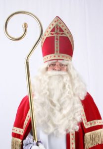 Sinterklaas weet wie er braaf en wie er stout is.