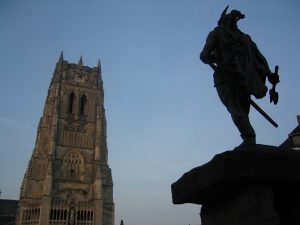 Het schijnbaar vredige centrum van Tongeren is het decor voor moorden en gewapende overvallen. (Foto: Wim Deprez, CC 2.5)